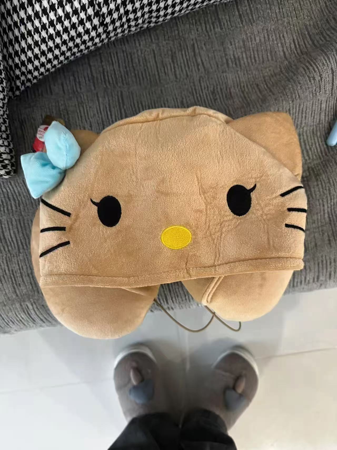 Cute Kitten Cartoon Hooded Neck Pillow