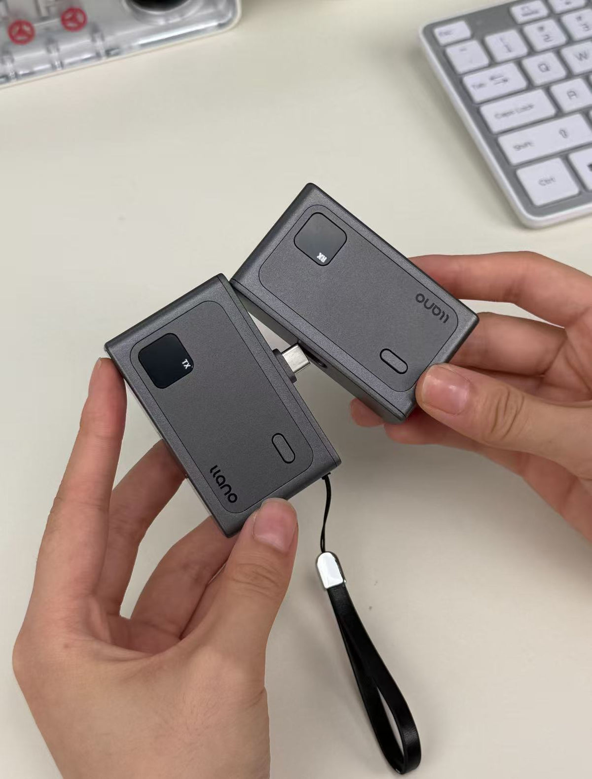 Green Energy 4K Screen Mirroring Device, Point-to-Point HD Wireless Long-Distance Screen Mirroring Artifact Converter