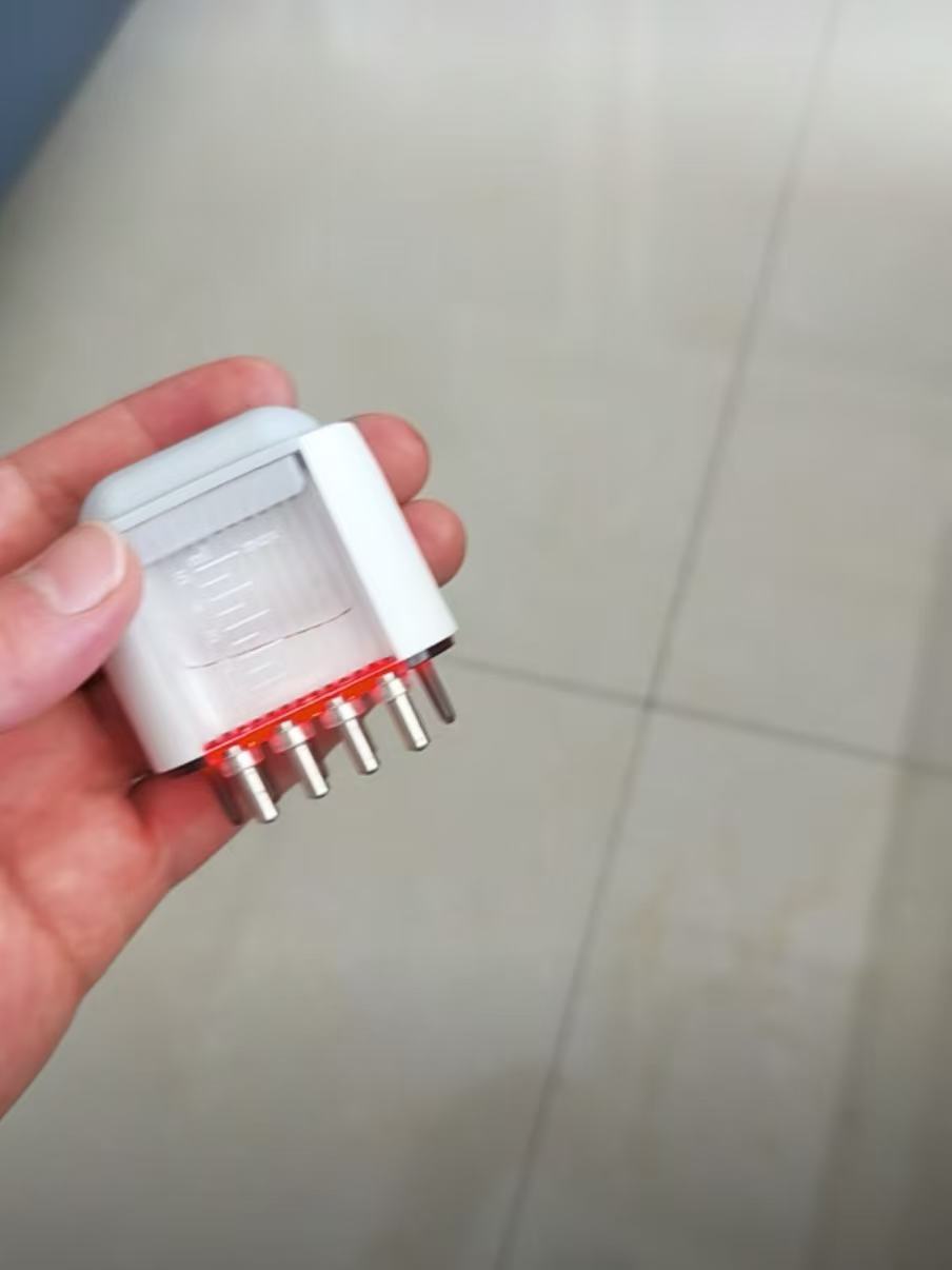Mriya震動出液梳頭皮上液器
