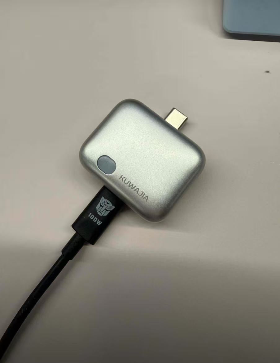 Fully Charged Automatic Disconnect Charger - AI Smart Power Cutoff Model
(Compatible with iPhone/Android)