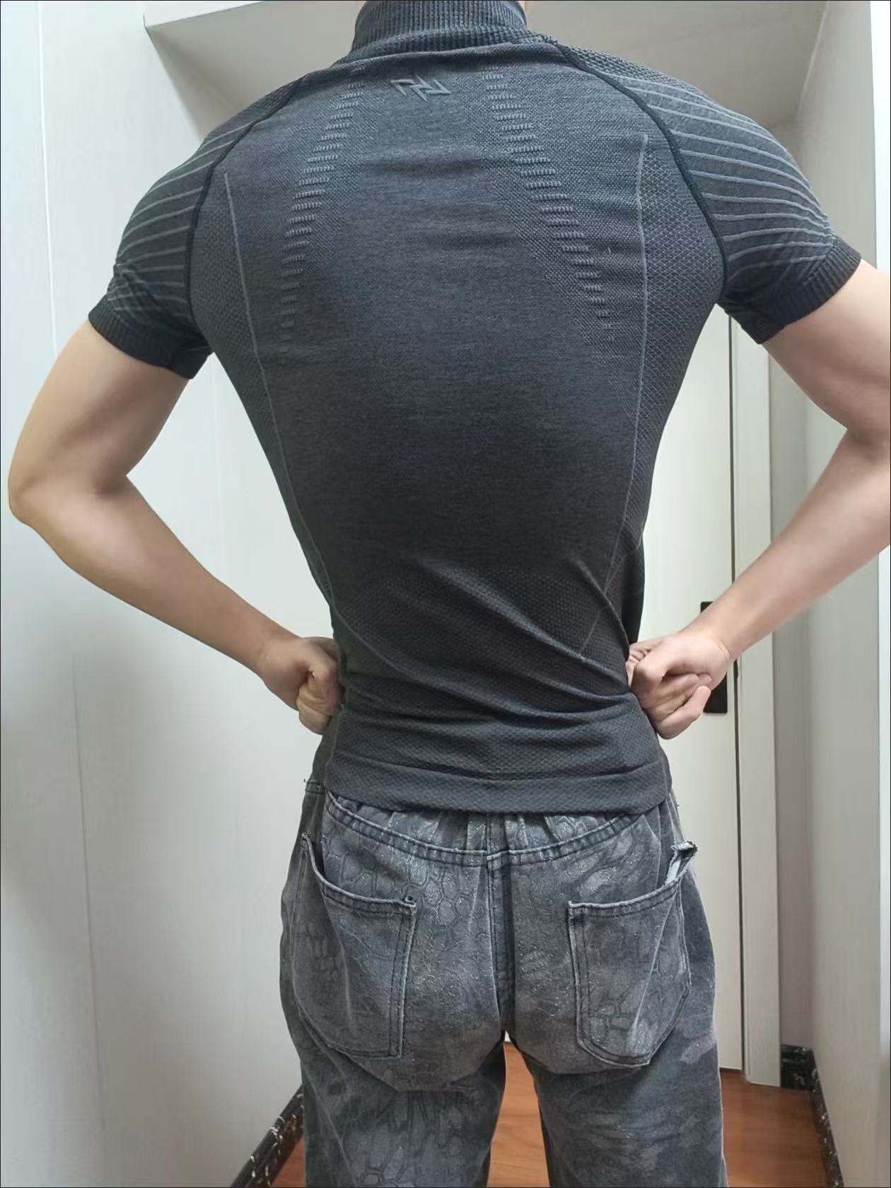 "Performance Beast" Seamless Knitted Performance Suit