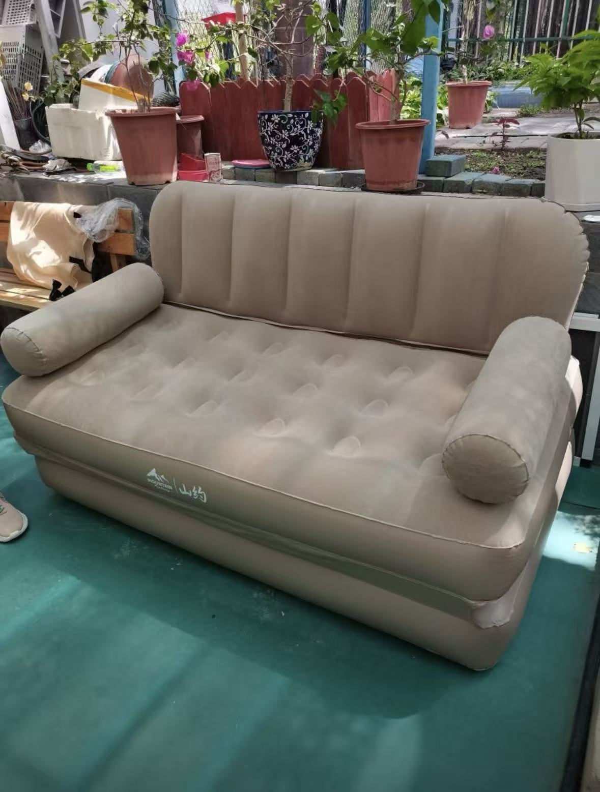 Outdoor camping household one-touch automatic inflatable flocked sofa bed