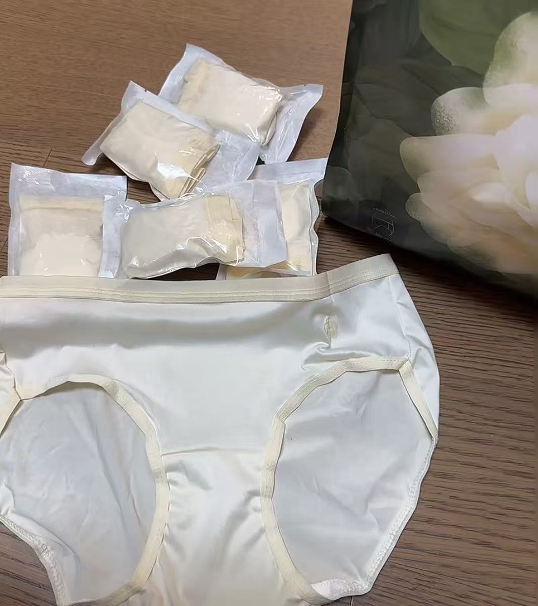 Babycare山茶花一次性內褲