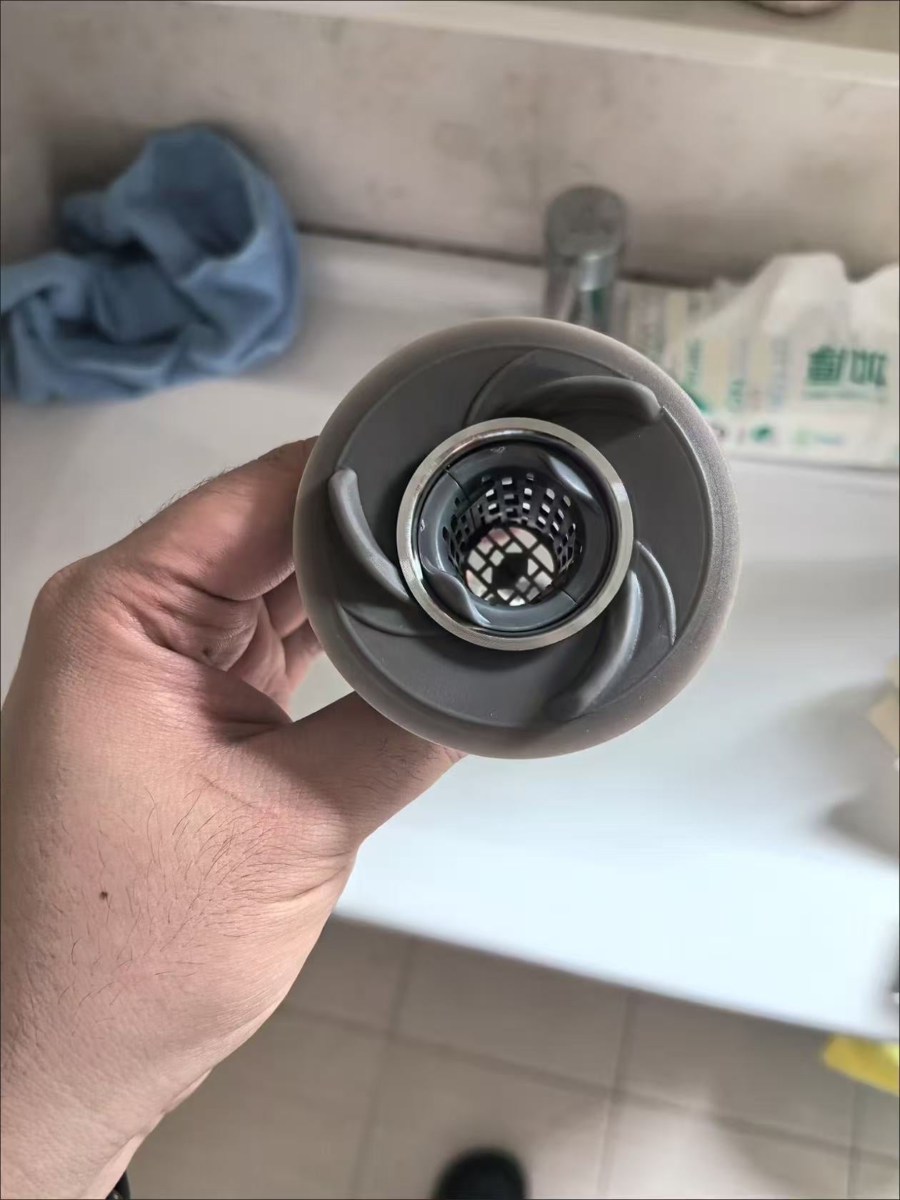 （專利發明！）磁吸分體濾網防臭地漏芯