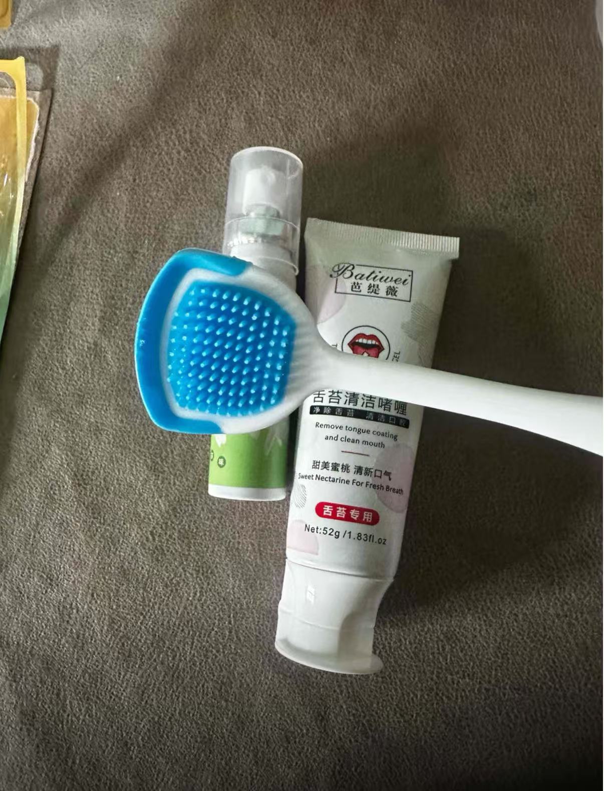 Tongue Coating Jelly Brush! Free oral spray (new product special price)