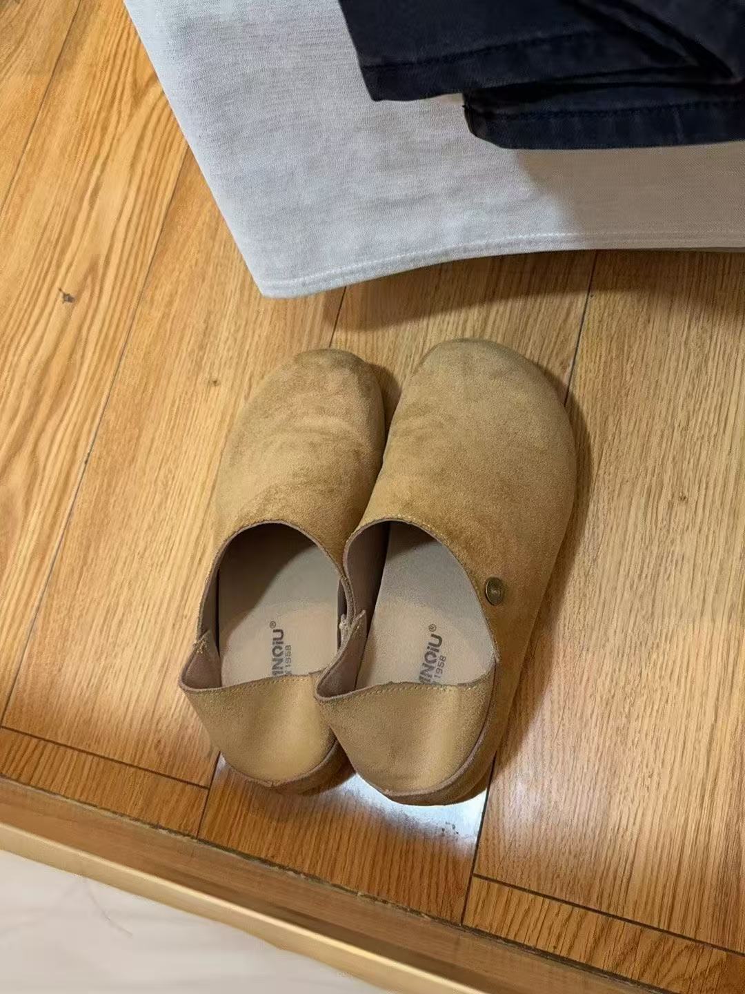 Vintage Round-Toe Birkenstock-Style Backless Clogs with Convertible Heel Strap