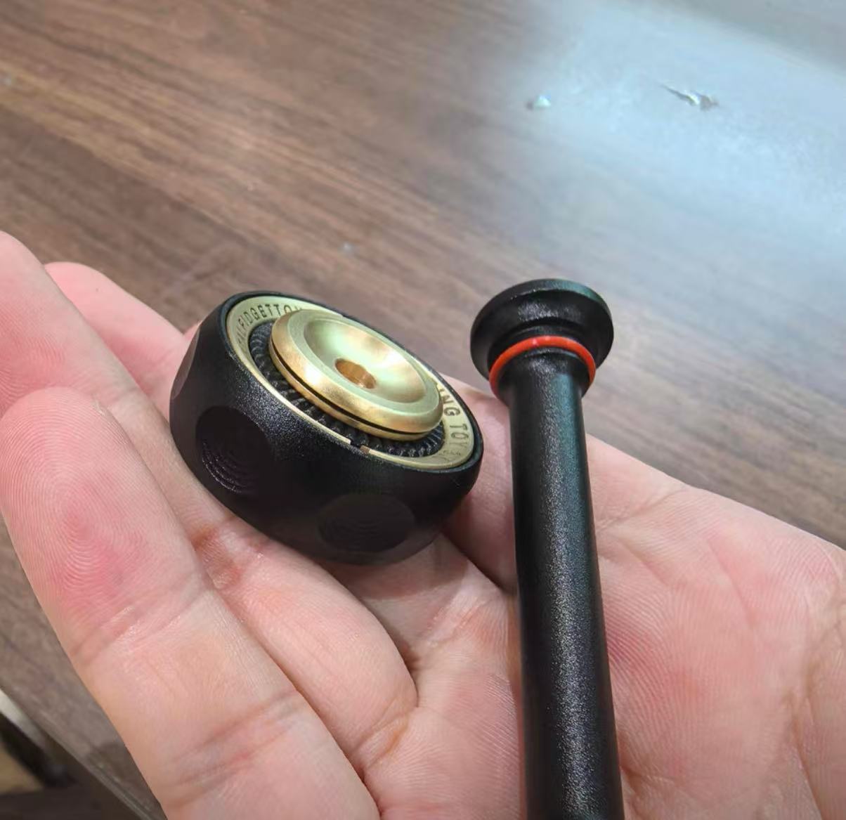 SPIN棘輪權杖指尖解壓玩具