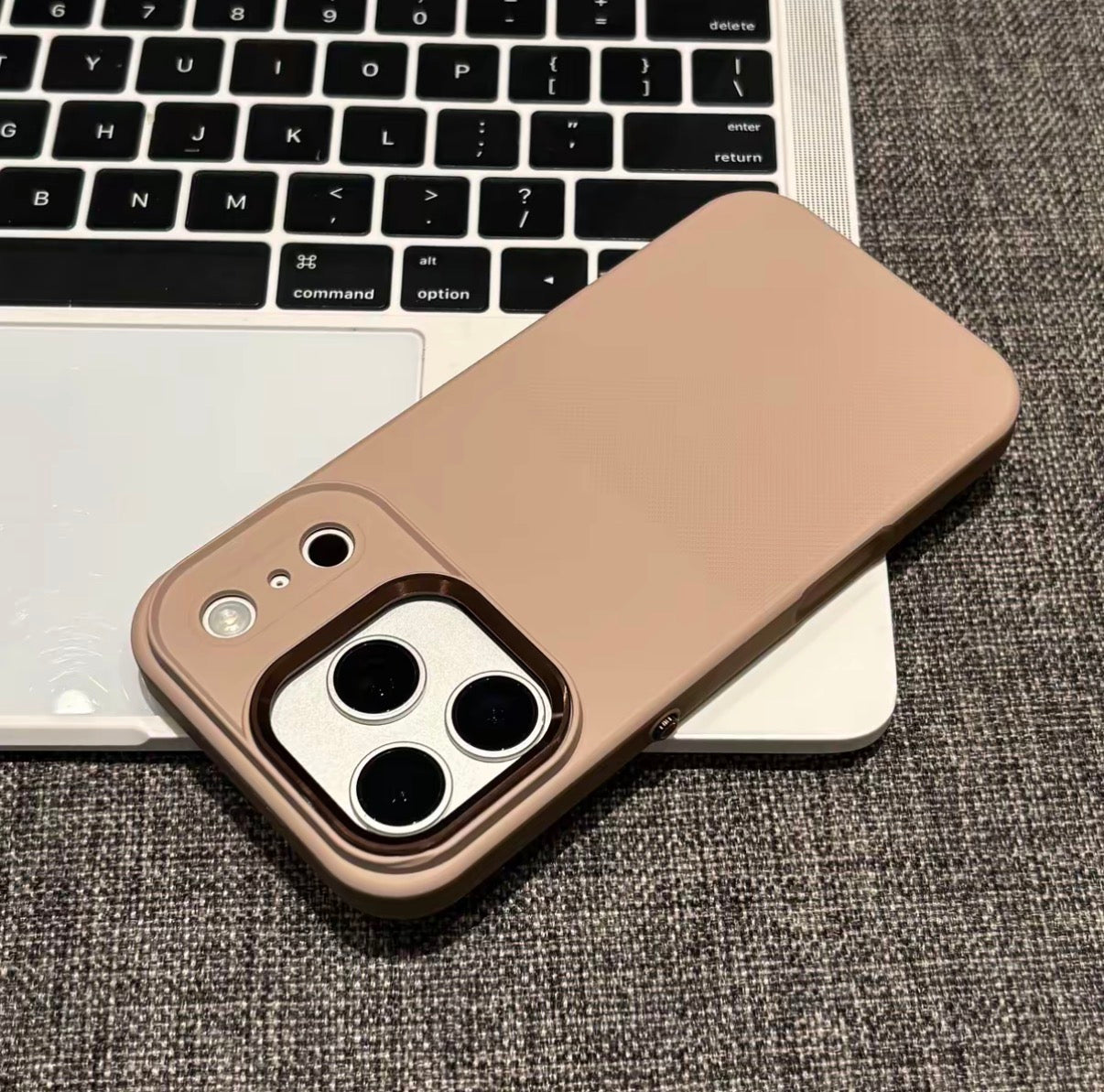 Polka Dot Non-Slip Magnetic iPhone Case