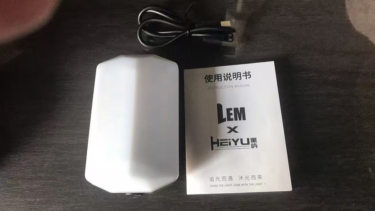 Outdoor Camping Emergency Light with Ultra-Long Function and Battery Life