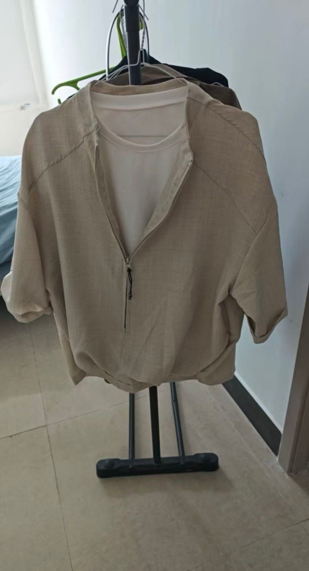 Vintage Style Two-Piece Look Short-Sleeved Shirt for Men (Thin, for Summer) + Casual Knee-Length Shorts (Set)