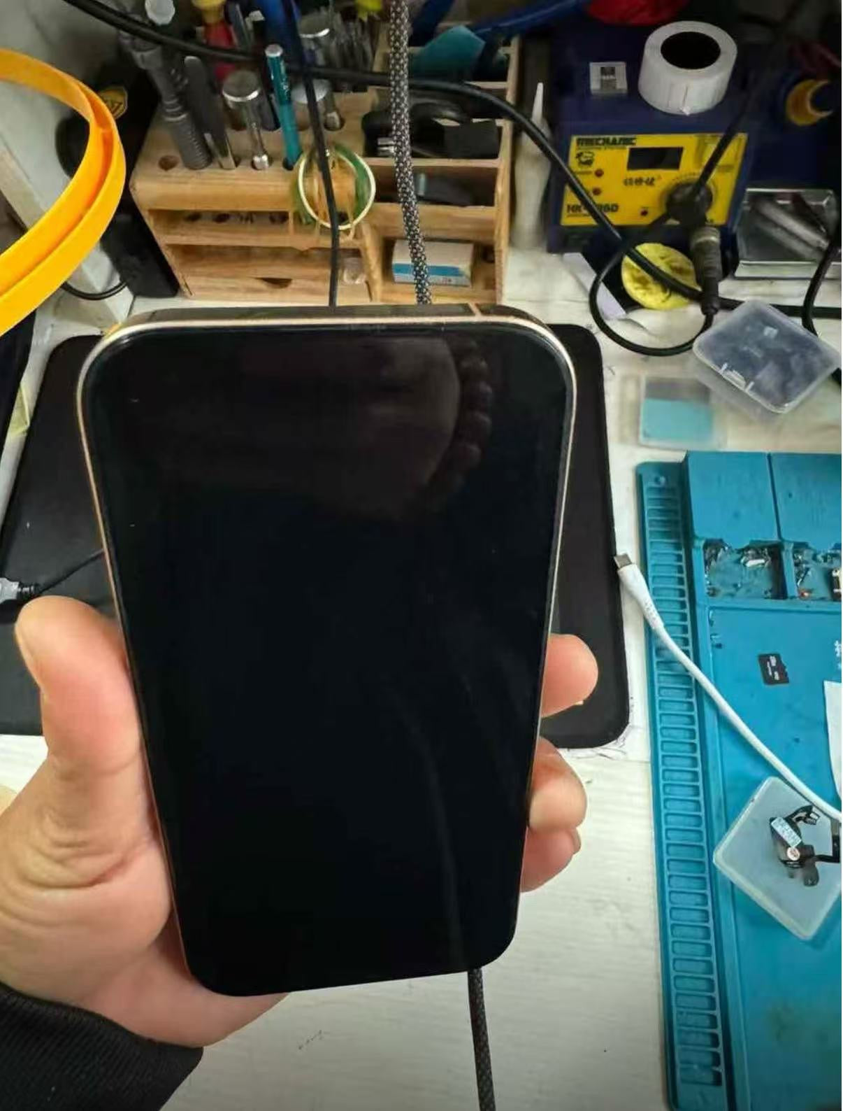 3D熱彎鋼化膜｜適用iPhone系列