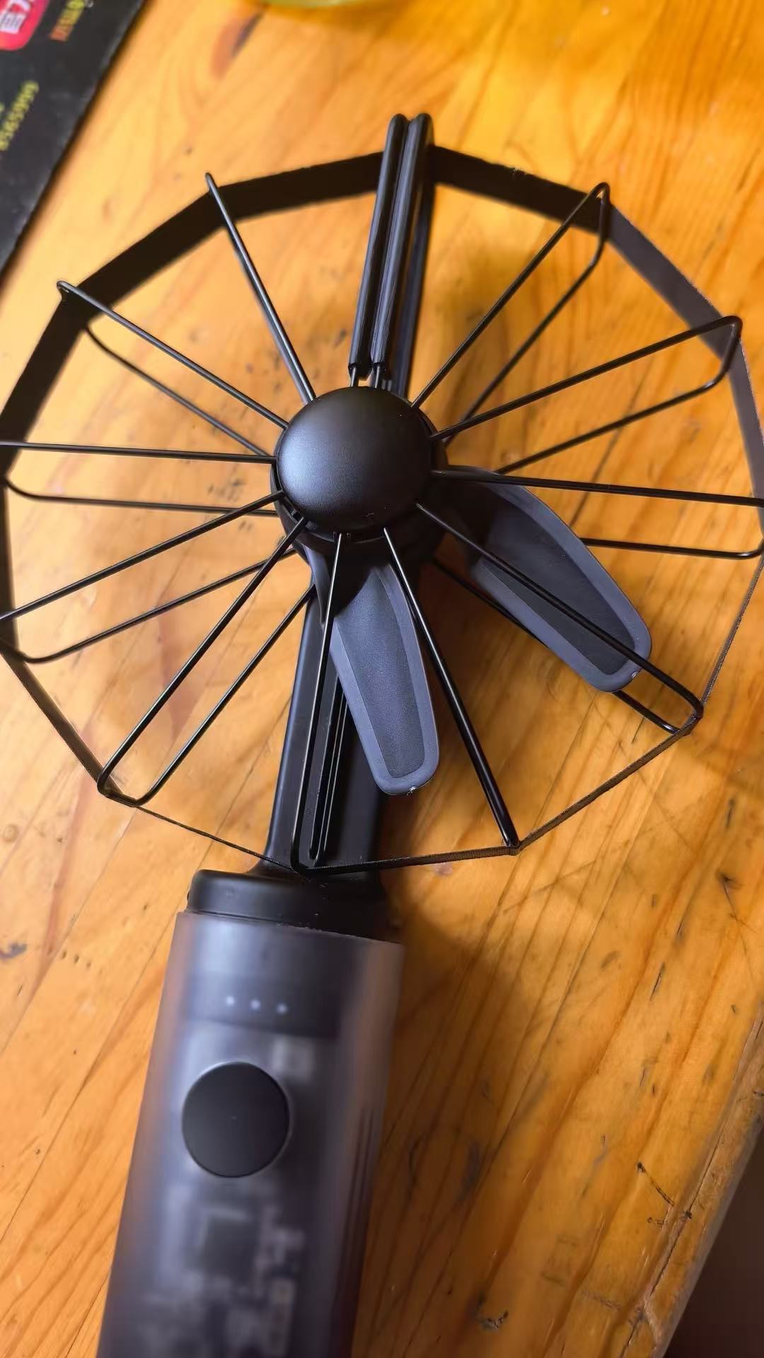 新款！折疊小風扇 AirFold 自然寬域大風 可拆卸軟膠包裹透明探索版