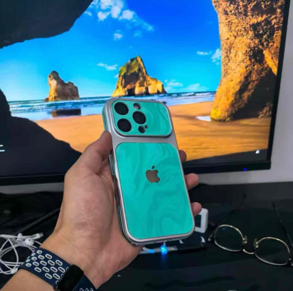 高級秒變17大視窗水波紋手機殼（適用iPhone）