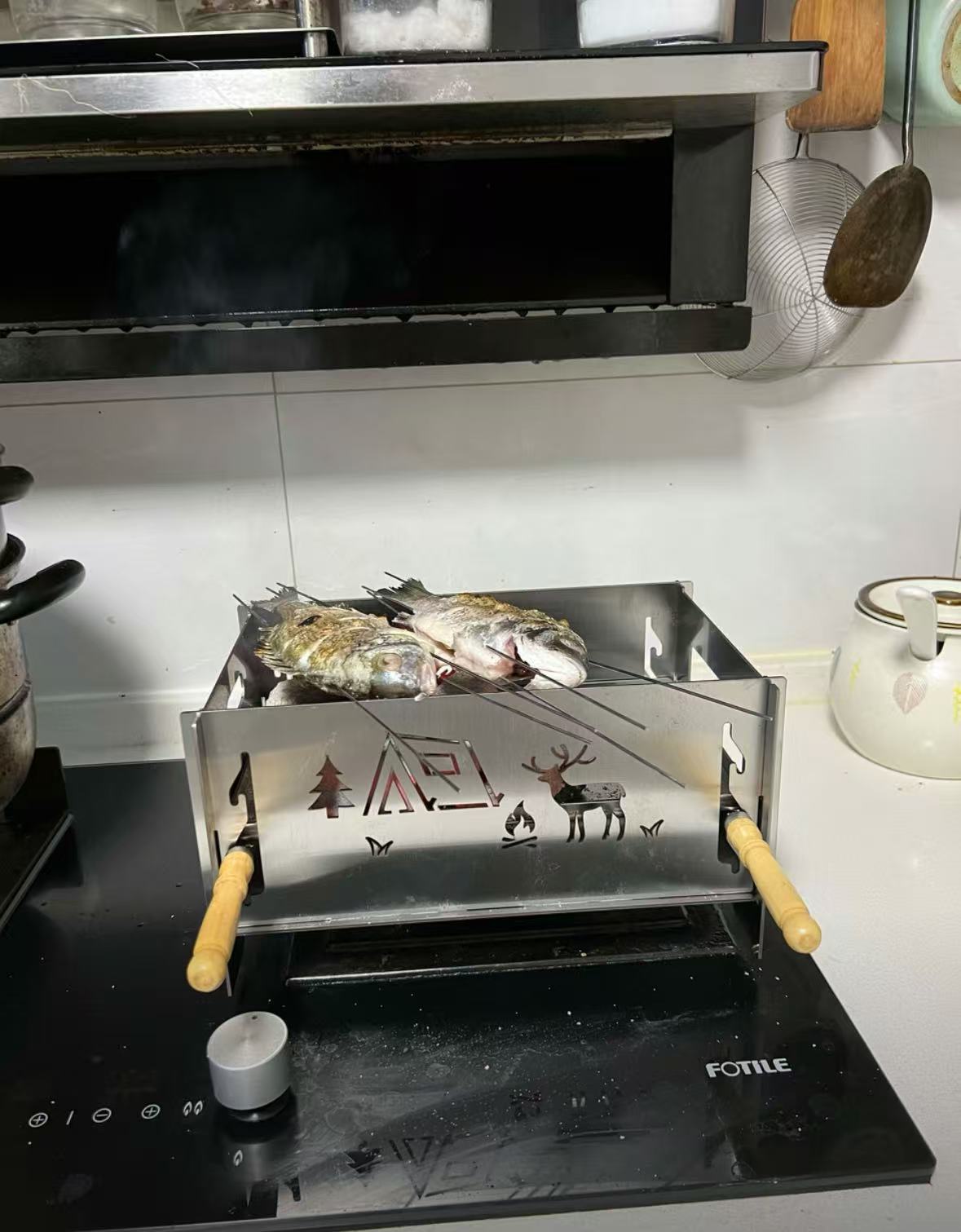 Thickened Stainless Steel Barbecue Stove Deer Hollow Foldable Fire Pit