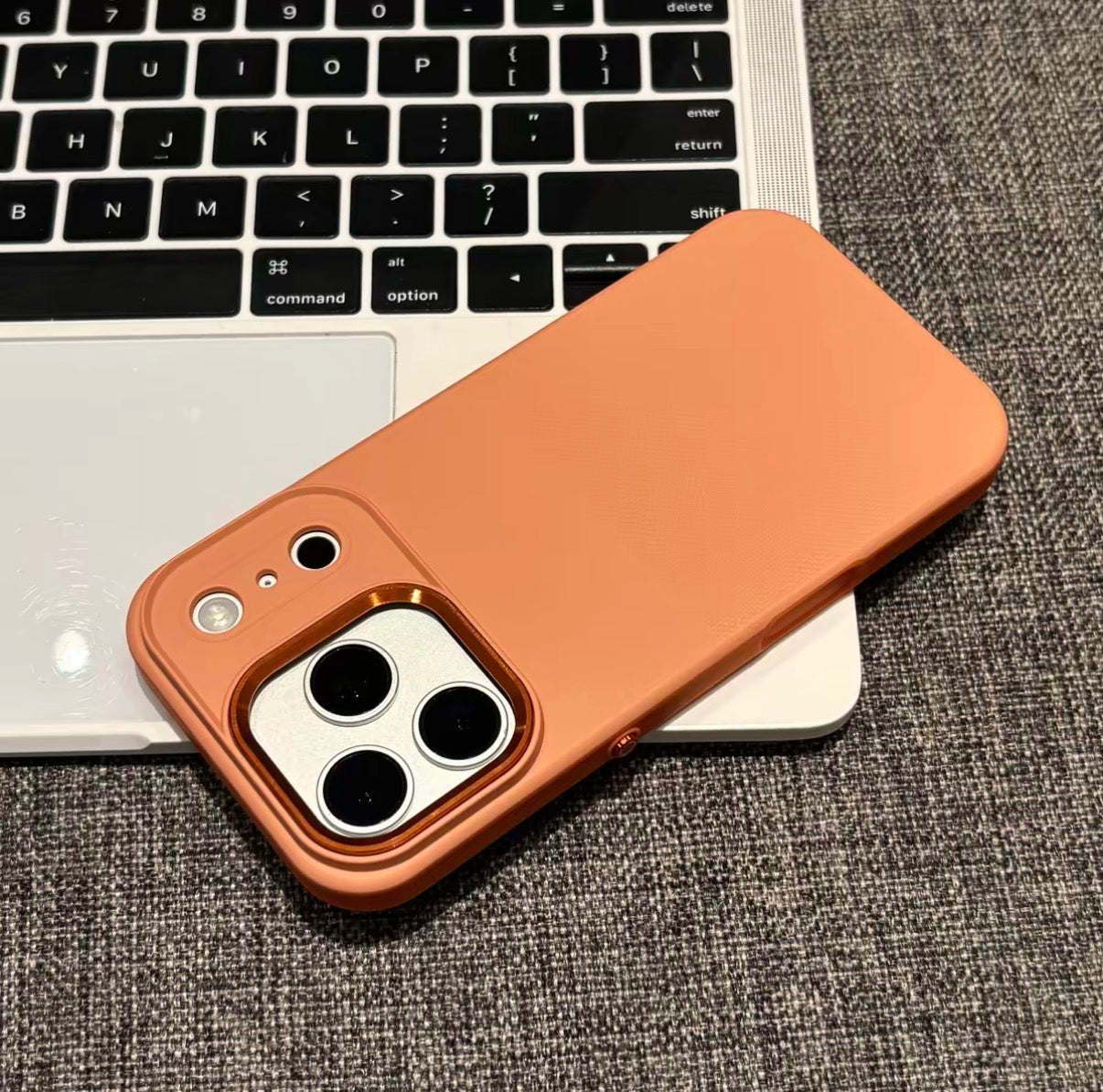 Polka Dot Non-Slip Magnetic iPhone Case