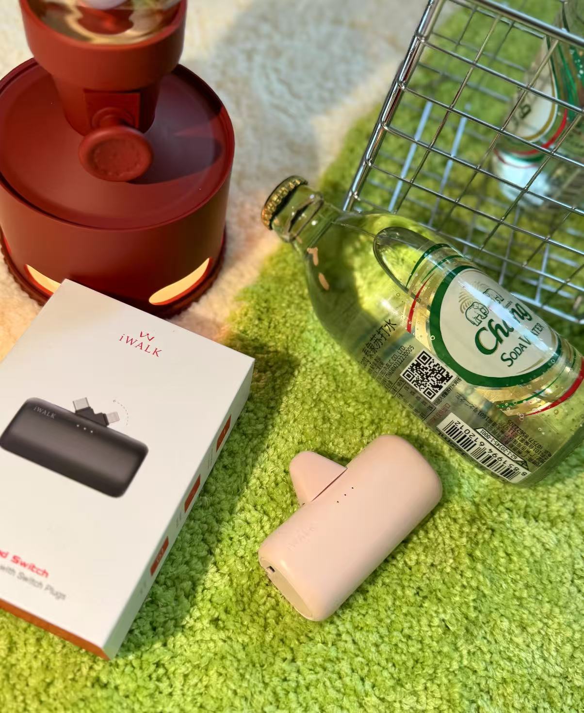 iWALK Dual-Head Capsule Portable Charger