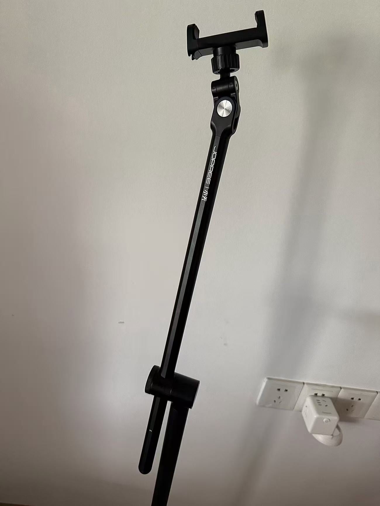 （懶人神器！）落地磁吸平板懶人支架