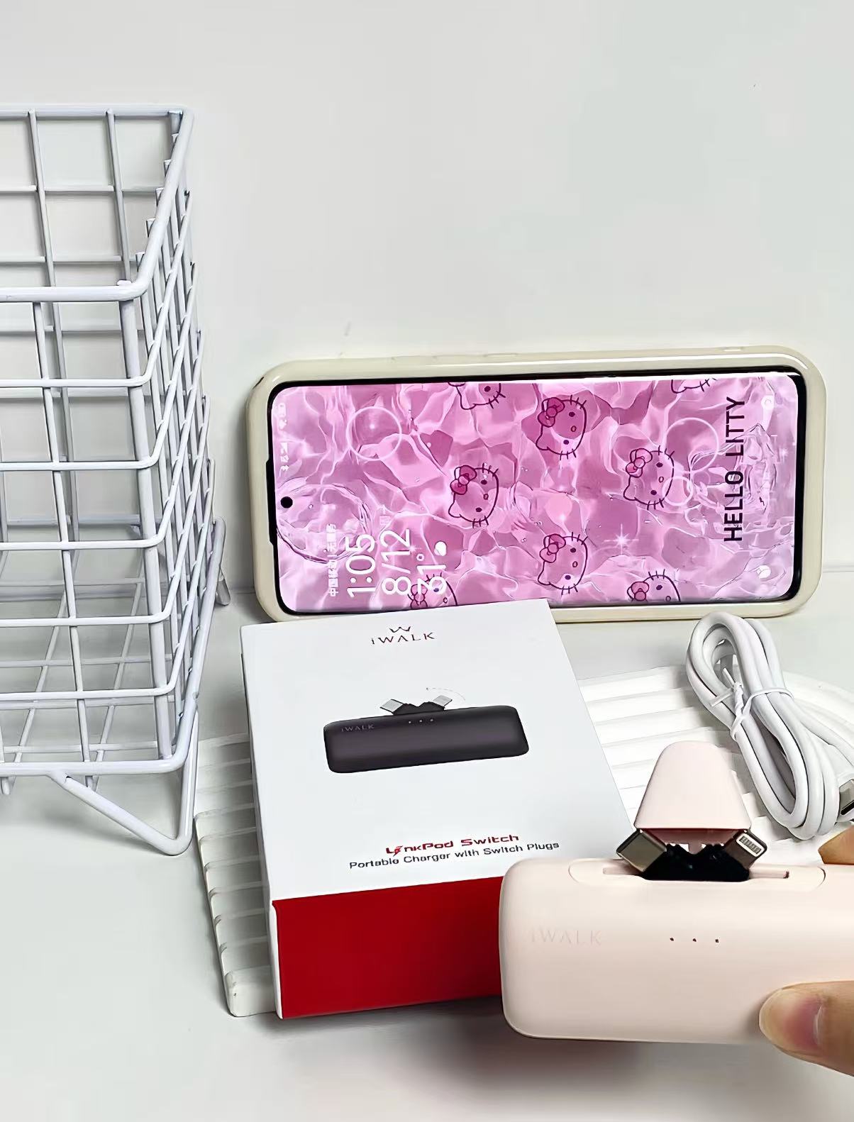 iWALK Dual-Head Capsule Portable Charger