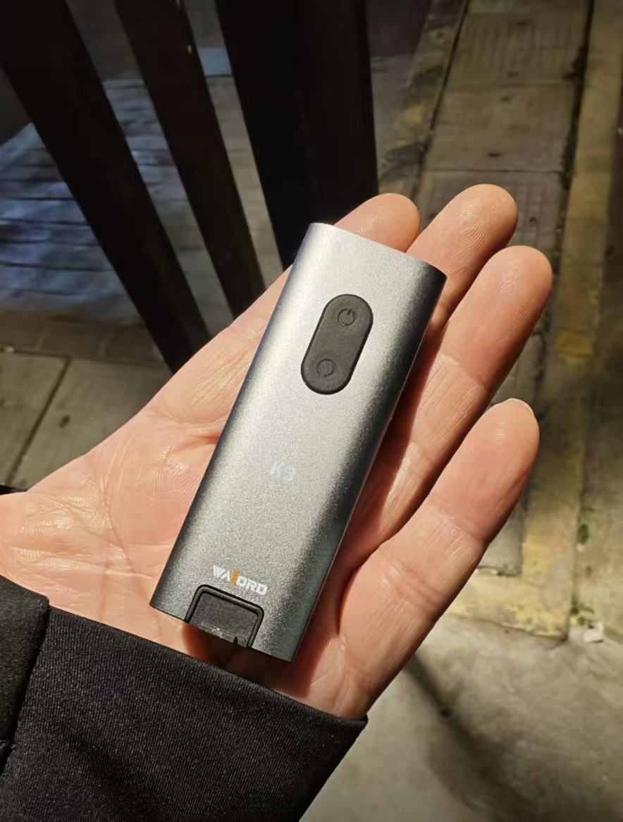 Multifunctional flashlight UV detection multi-light source outdoor lighting maintenance