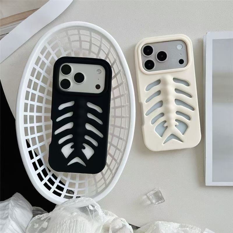 3D Creative Hollow Fishbone Phone Case (Applicable to All iPhone Models)