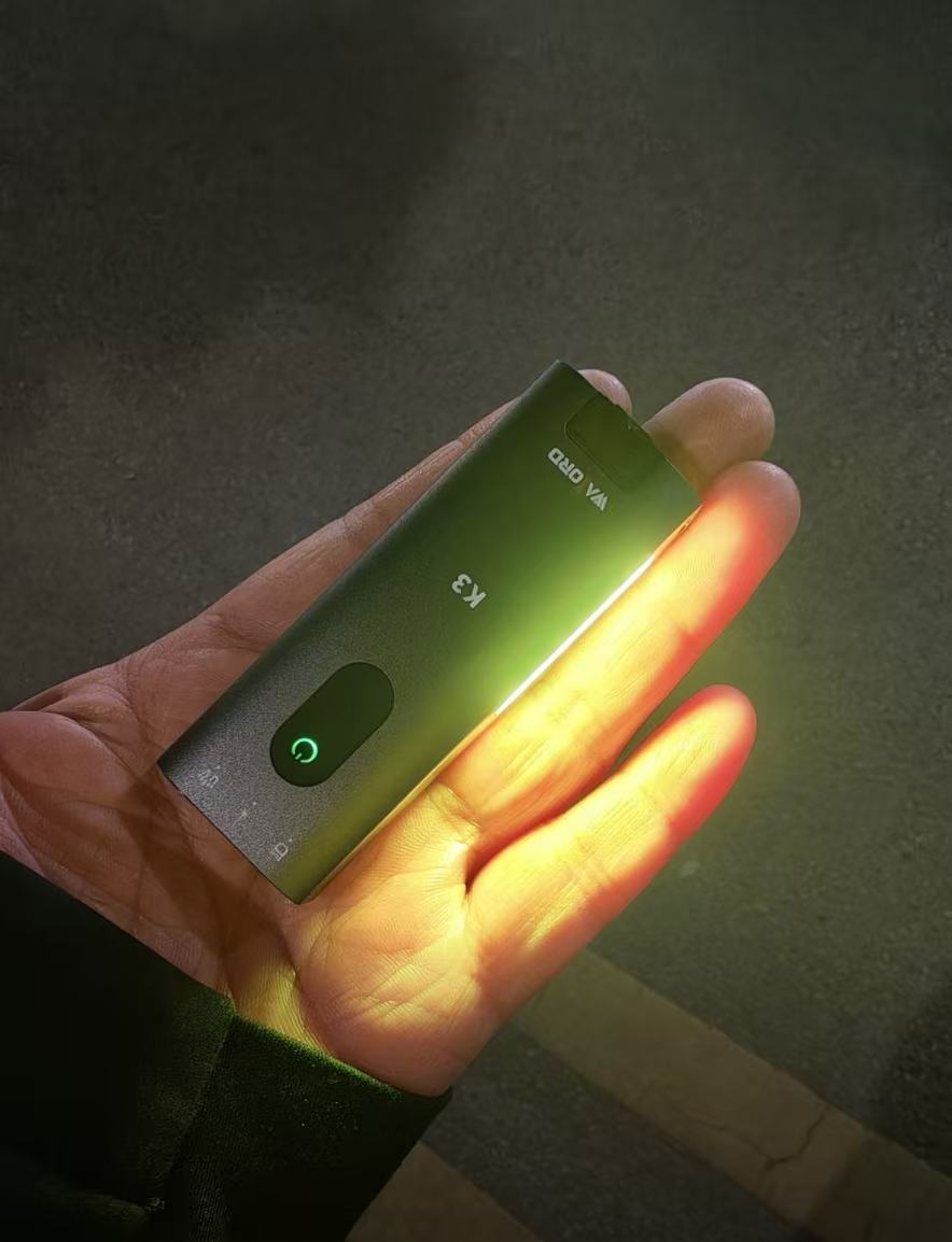 Multifunctional flashlight UV detection multi-light source outdoor lighting maintenance