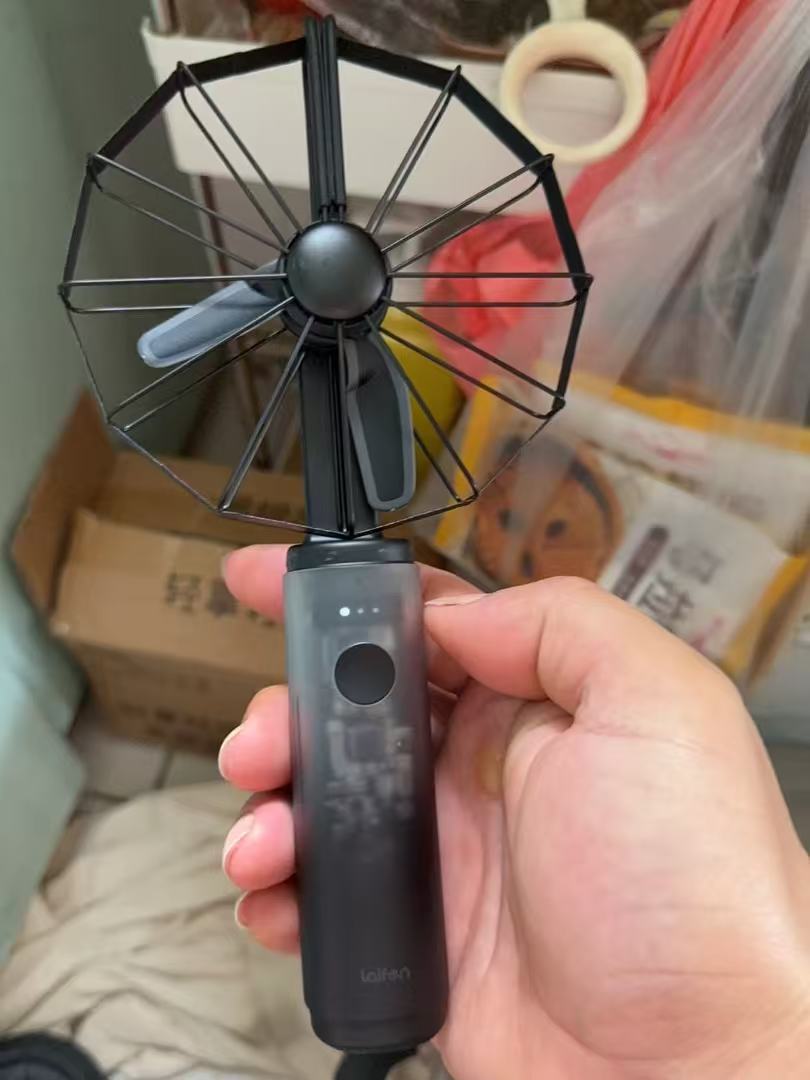 新款！折疊小風扇 AirFold 自然寬域大風 可拆卸軟膠包裹透明探索版