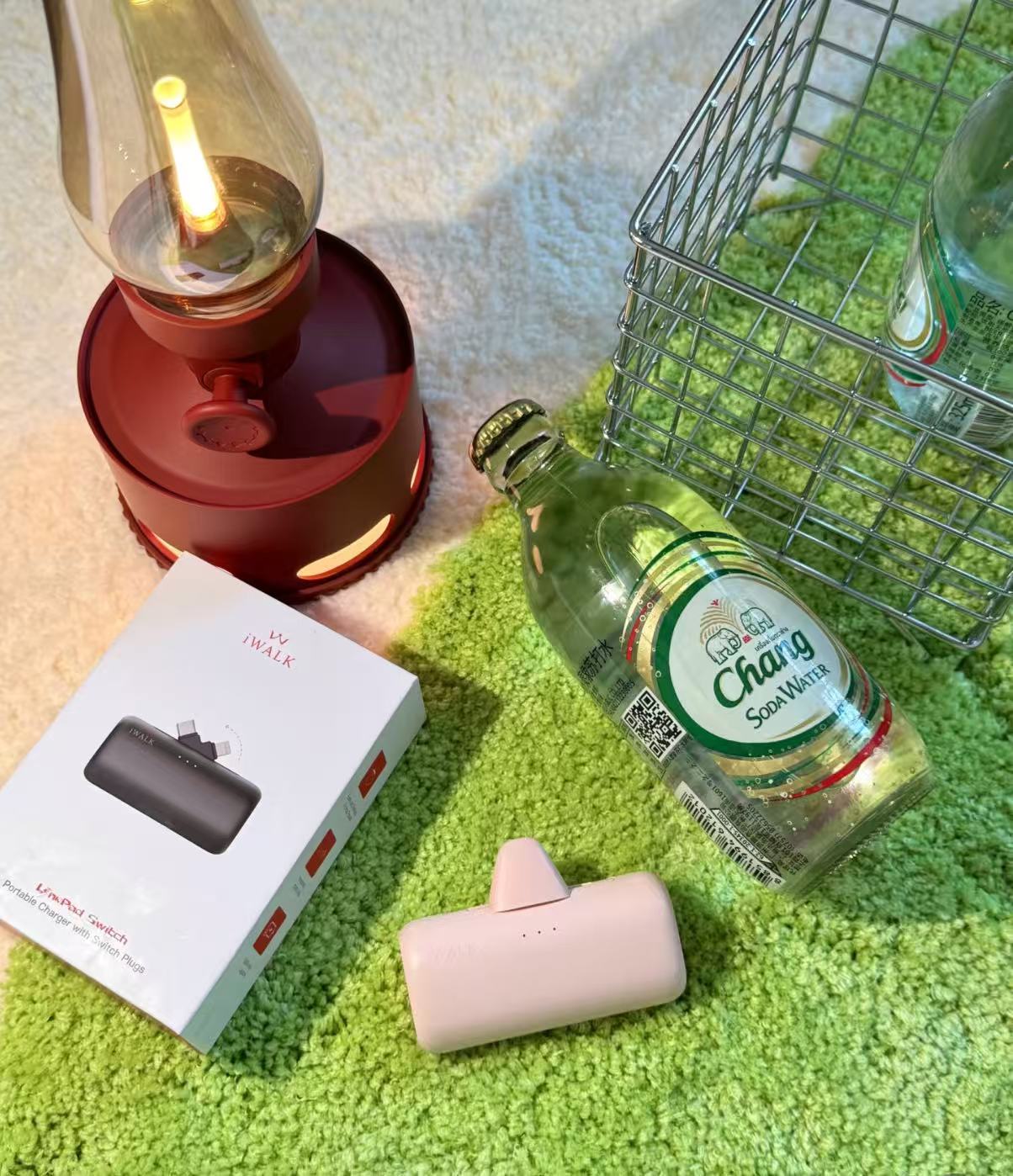 iWALK Dual-Head Capsule Portable Charger