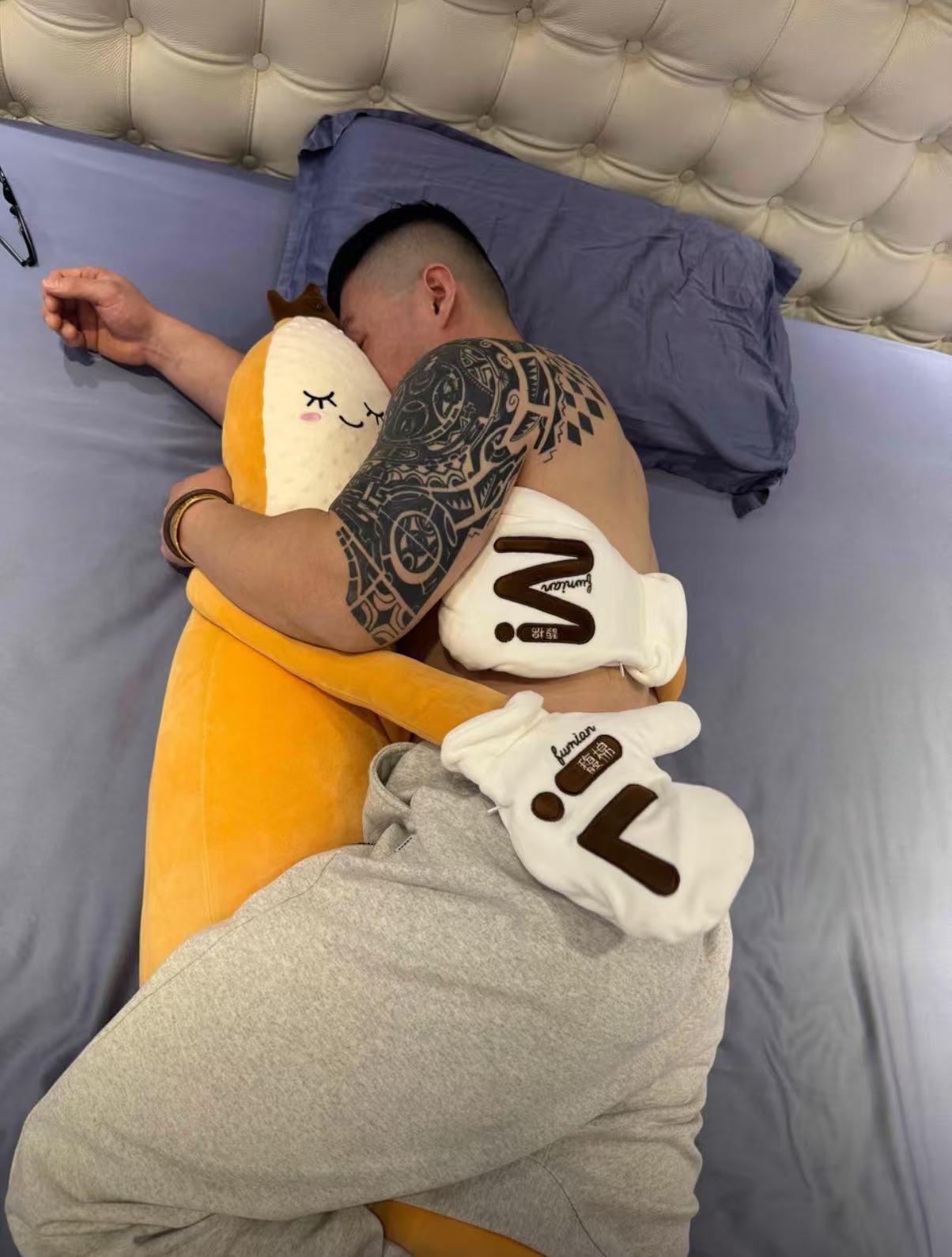 睡眠搭子🥰香蕉大王哄睡拍打抱枕（加大款）