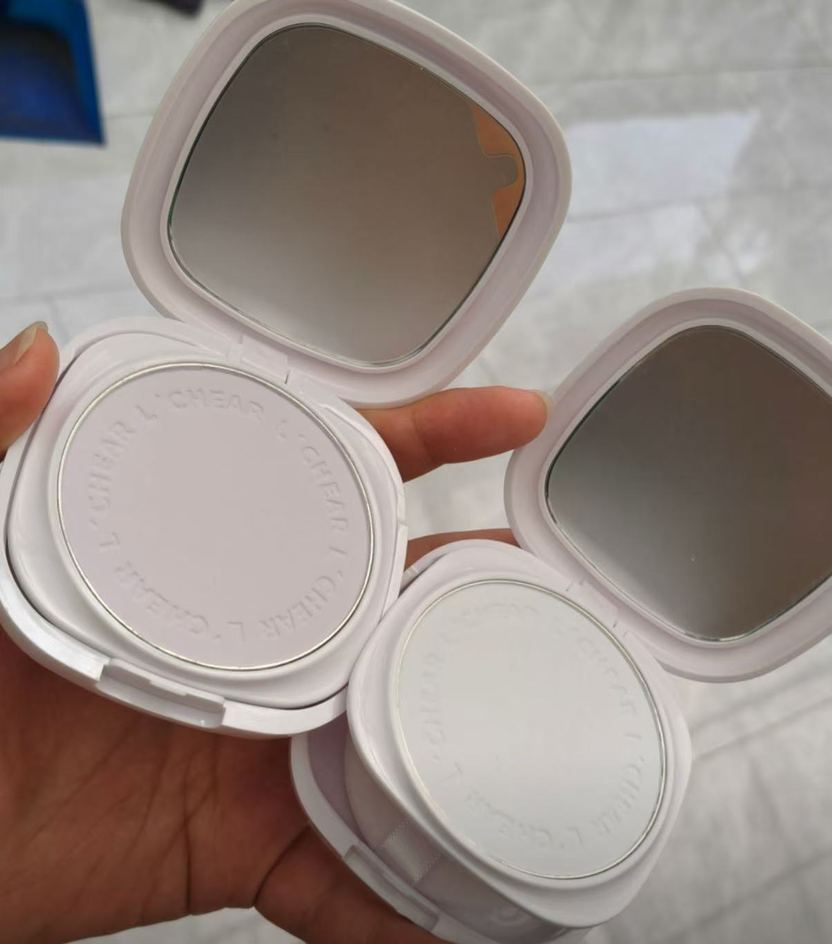 柔霧美白防曬蜜粉餅 SPF25