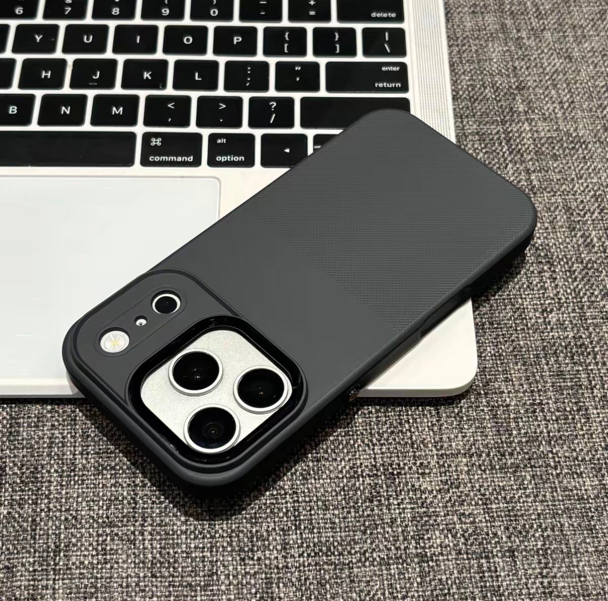 Polka Dot Non-Slip Magnetic iPhone Case