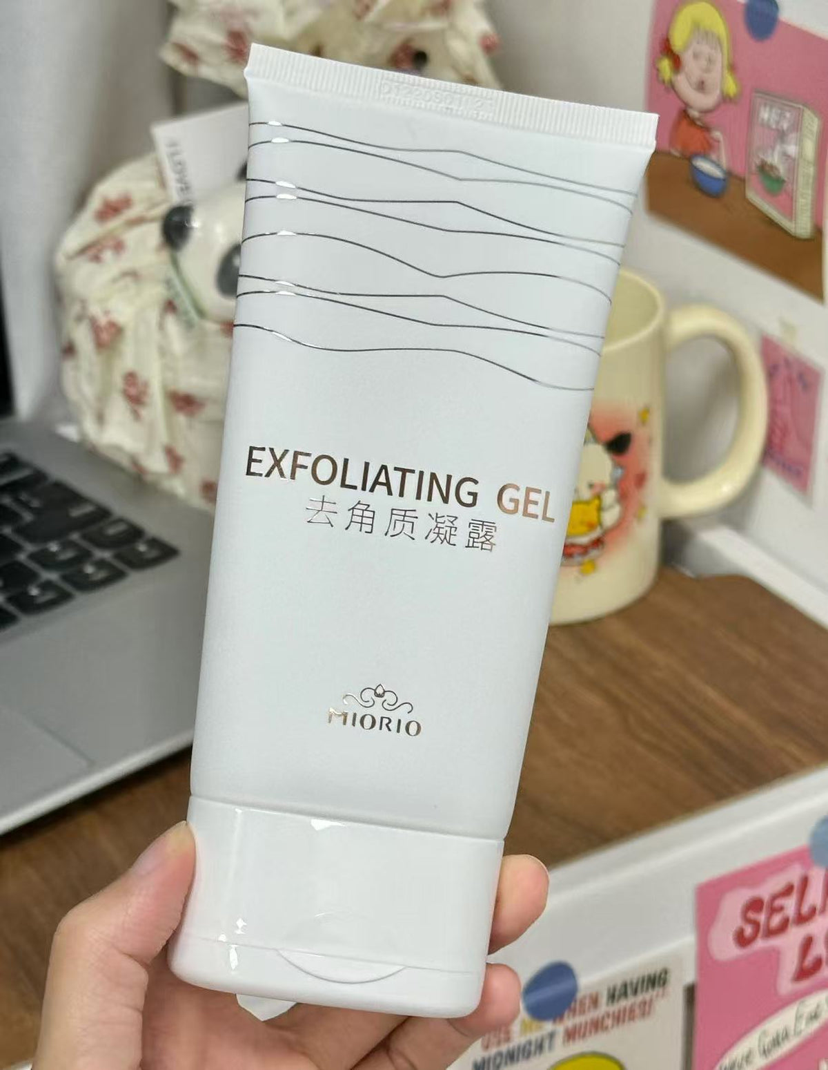 MIORIO Exfoliating Gel