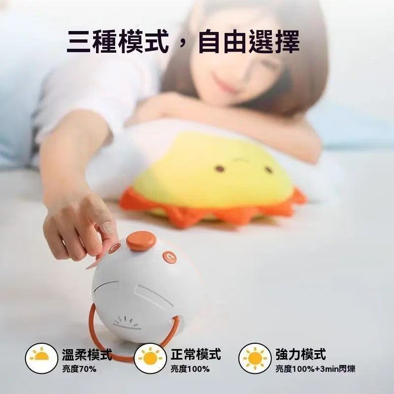 Dormitory-specific simulated sunrise alarm clock