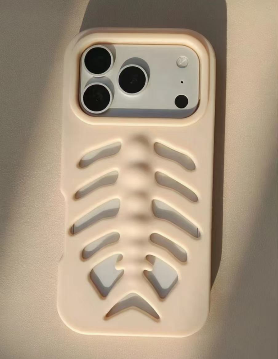 3D Creative Hollow Fishbone Phone Case (Applicable to All iPhone Models)