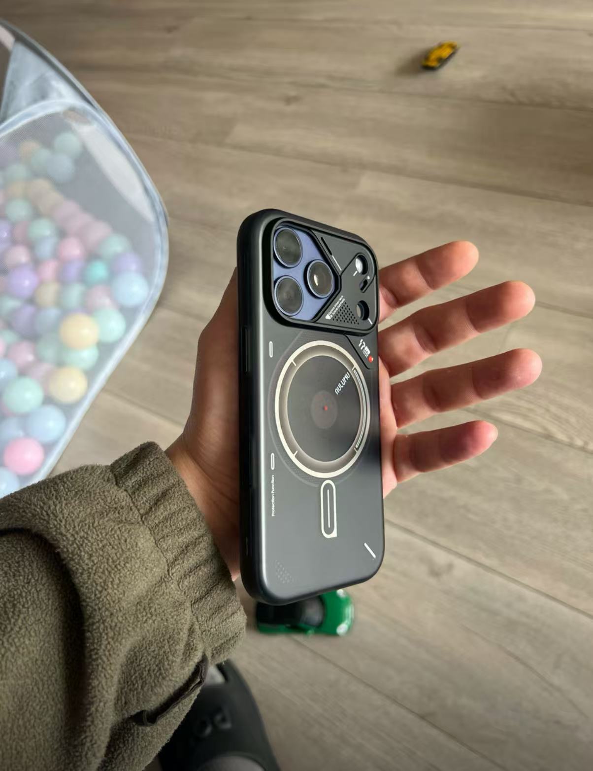 CoolHyper Superconducting Heat Dissipation Magnetic Phone Case