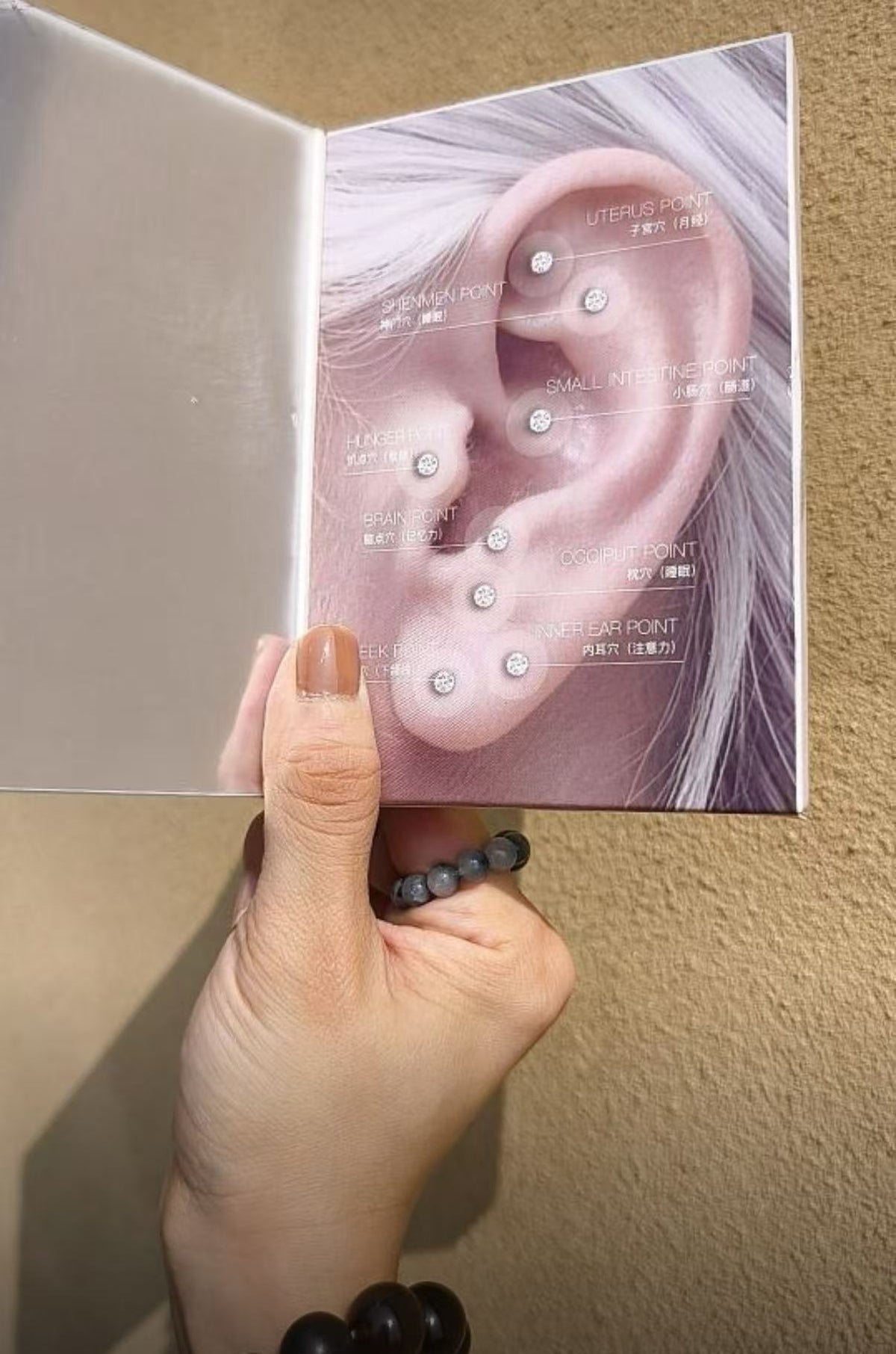 MISSPINK Non-Pierced Ear Stickers with Ear Acupoint, Punch-Free 3D Face Contouring Fashion Health Acupressure Ear Stickers