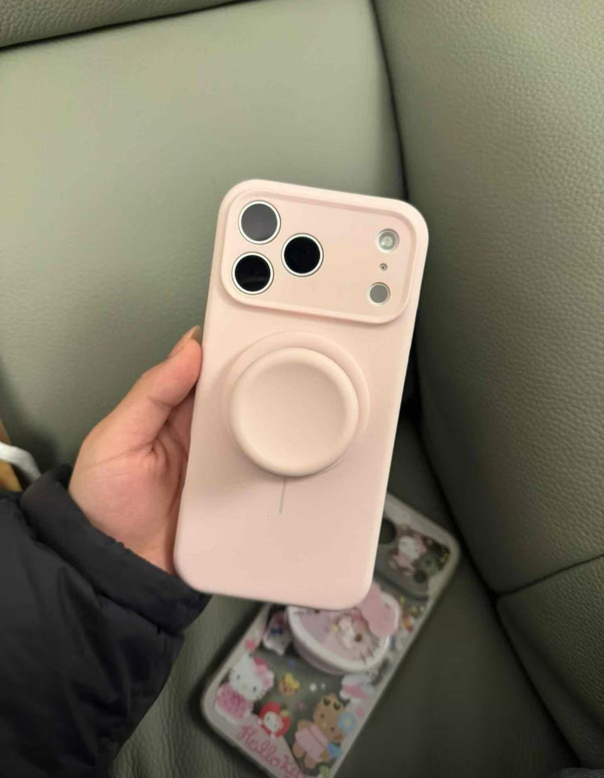 高端磁吸支架液態矽膠手機殼 （適用iPhone 15-17系列）