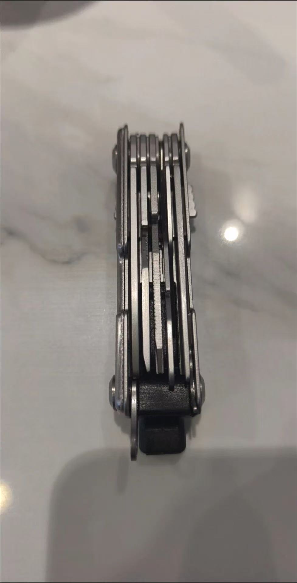 Outdoor Survival Multi-functional Knife Keychain Portable Self-Defense Swiss Knife