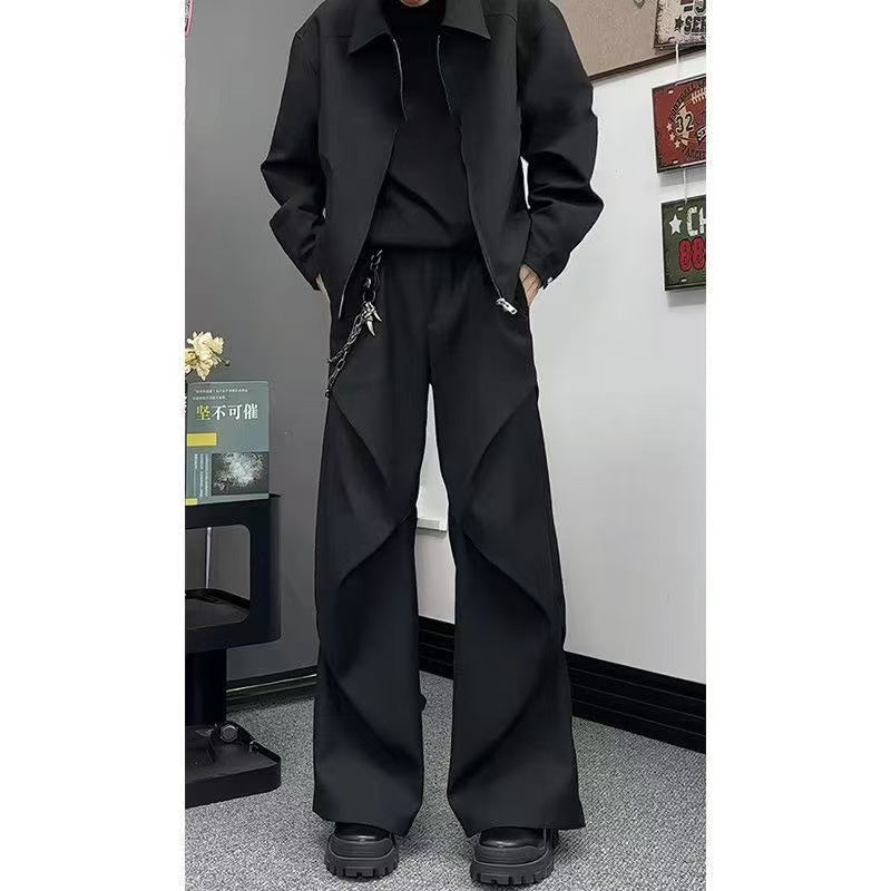 Diamond-cut pleated trousers