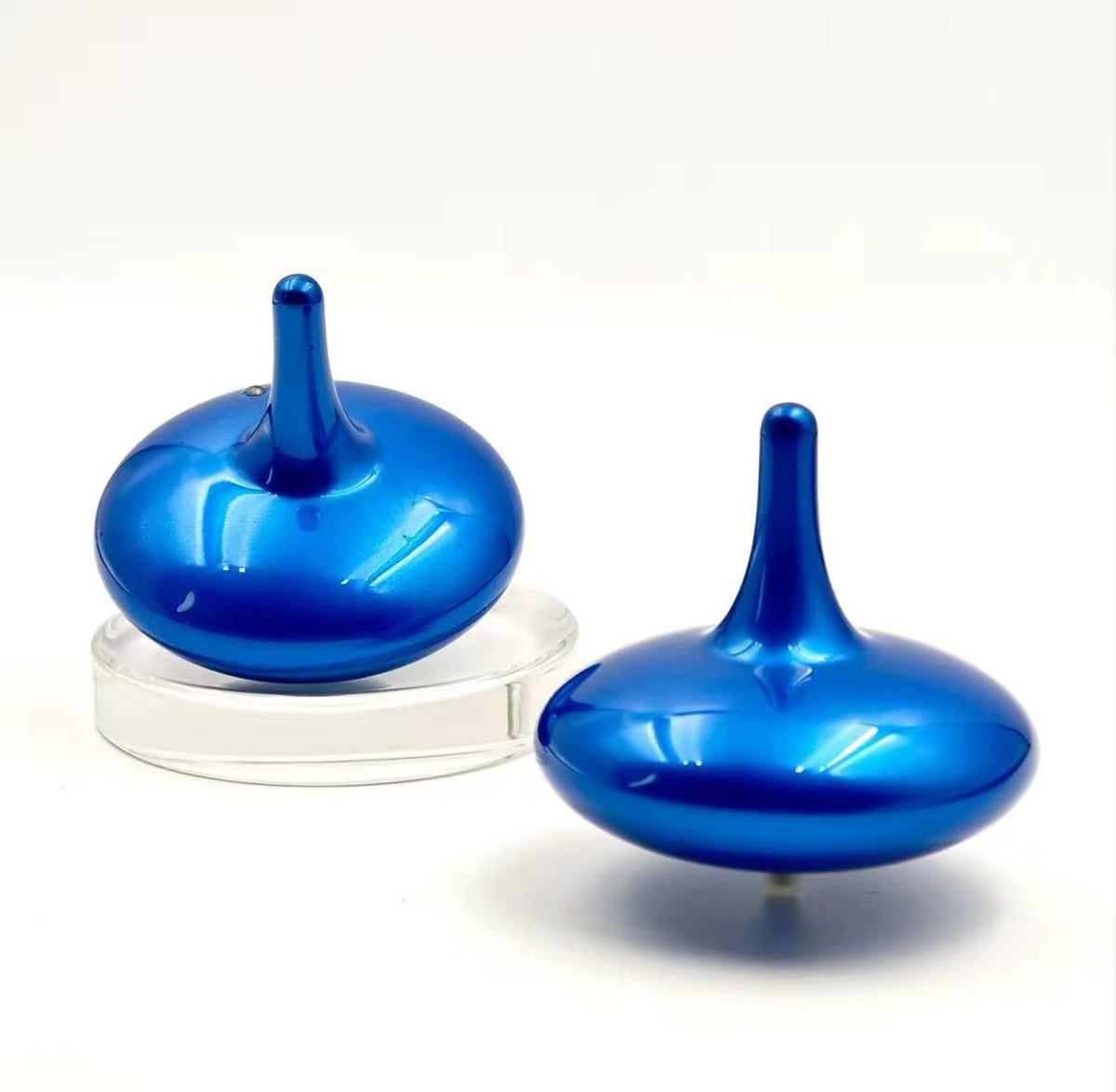 EKETOP spinning top! It spins for 4 hours, features a countdown timer, a real-life electric spinning top from Inception.