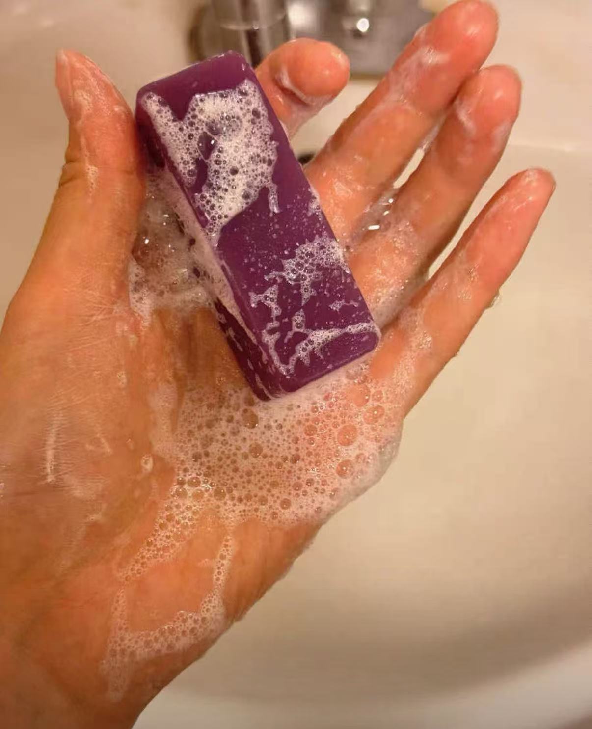 Grape Succulent Stain-Removing Soap / Cheese Milk Scented Handmade Soap