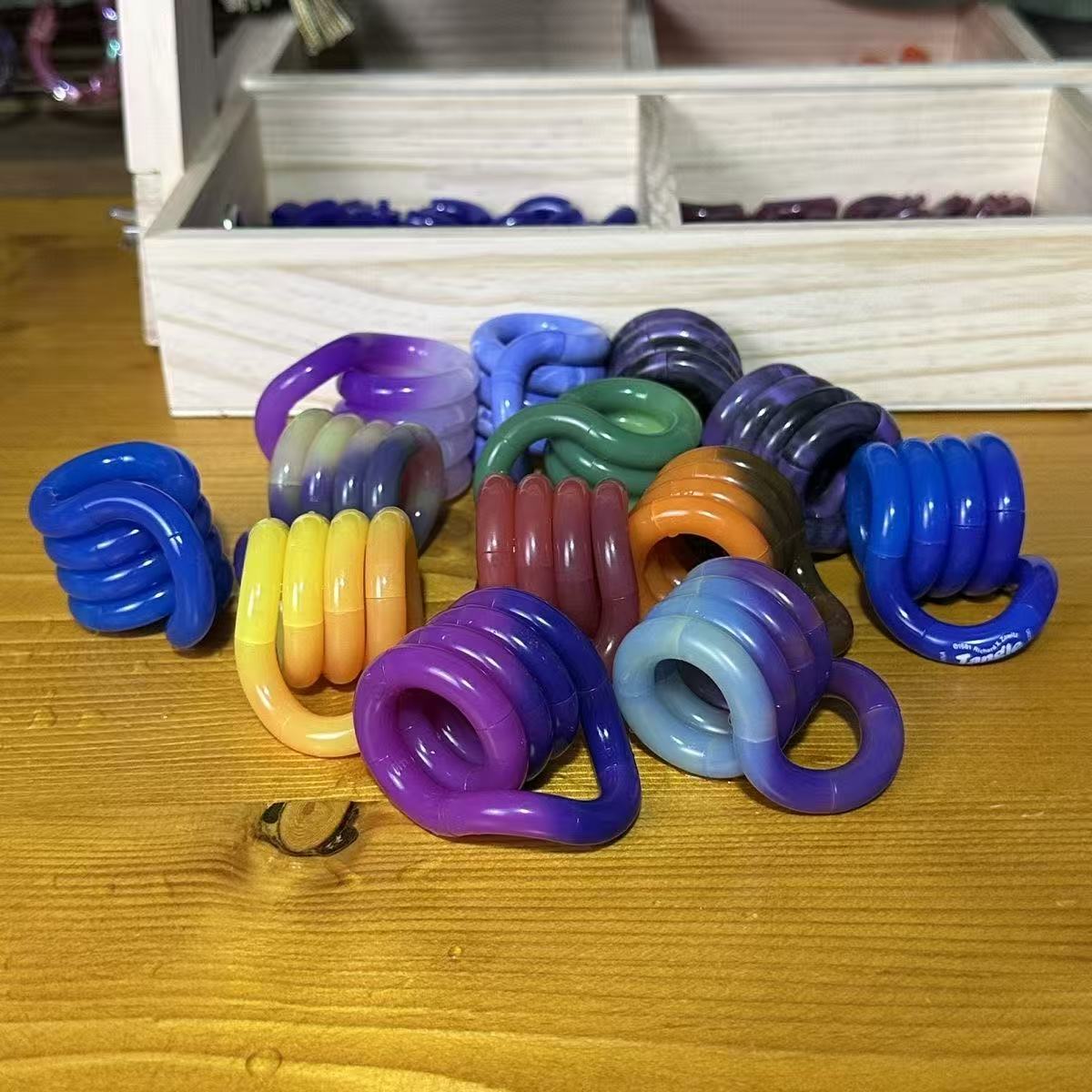 官方正品授權！Tangle扭扭樂溫變系列