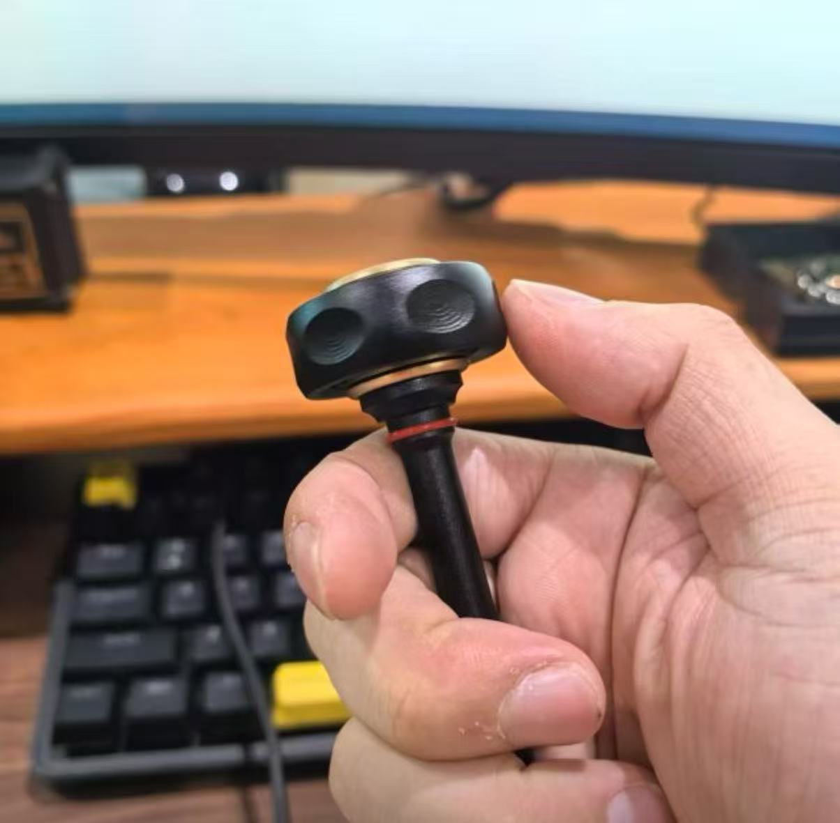 SPIN棘輪權杖指尖解壓玩具