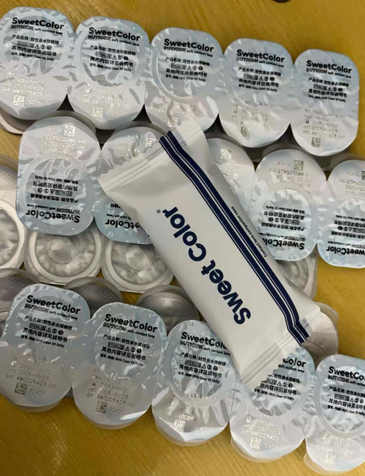 【Xiaotouming】Daily Disposable Hydrating Clear Blue Tint Contact Lenses