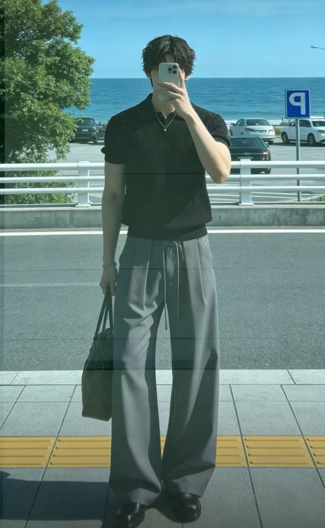 垂墜感打褶闊腿西褲