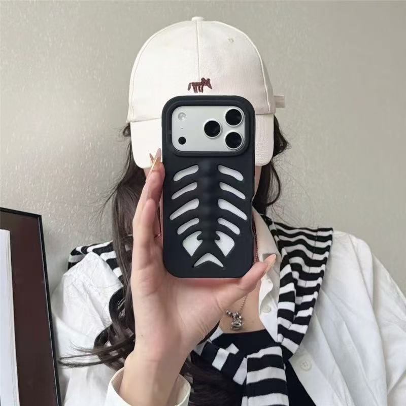 3D Creative Hollow Fishbone Phone Case (Applicable to All iPhone Models)