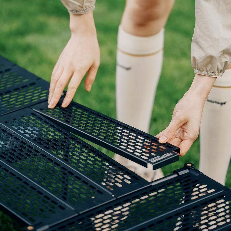 Modular Expandable IGT Grid Folding Camping Table