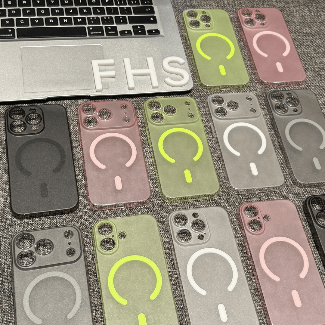 適用iphone超薄冰霧磨砂磁吸手機殼