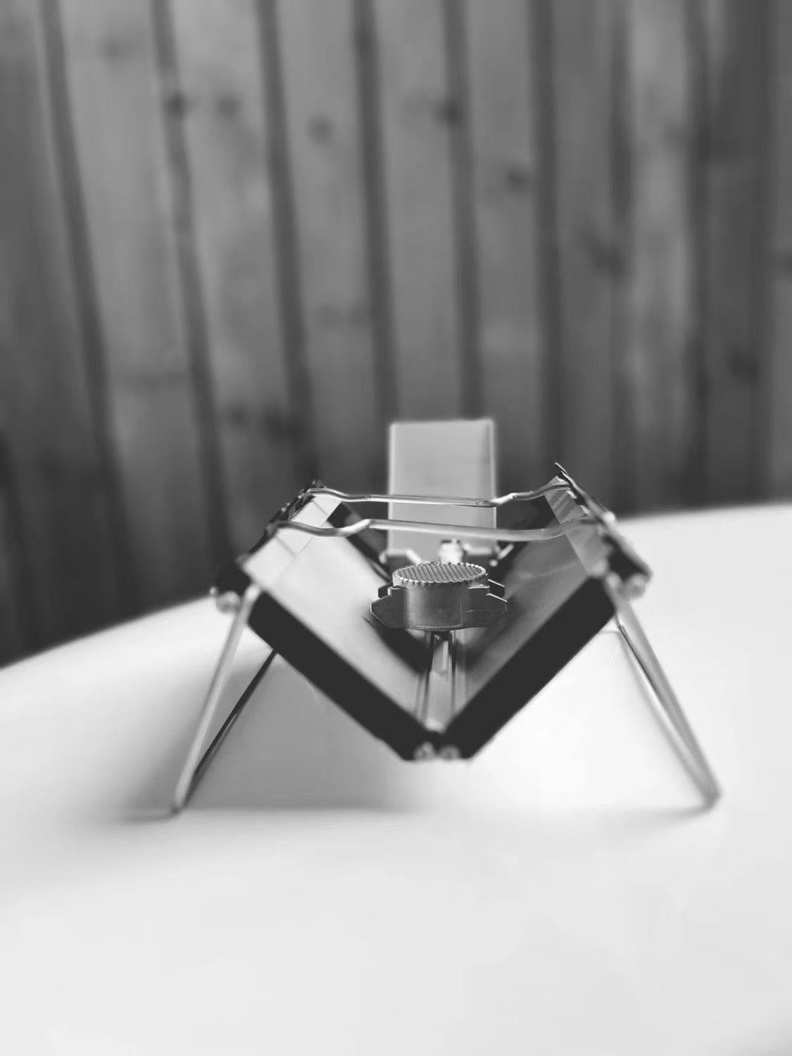 Ultra-thin Outdoor Card Stove, Portable Camping Cassette Stove