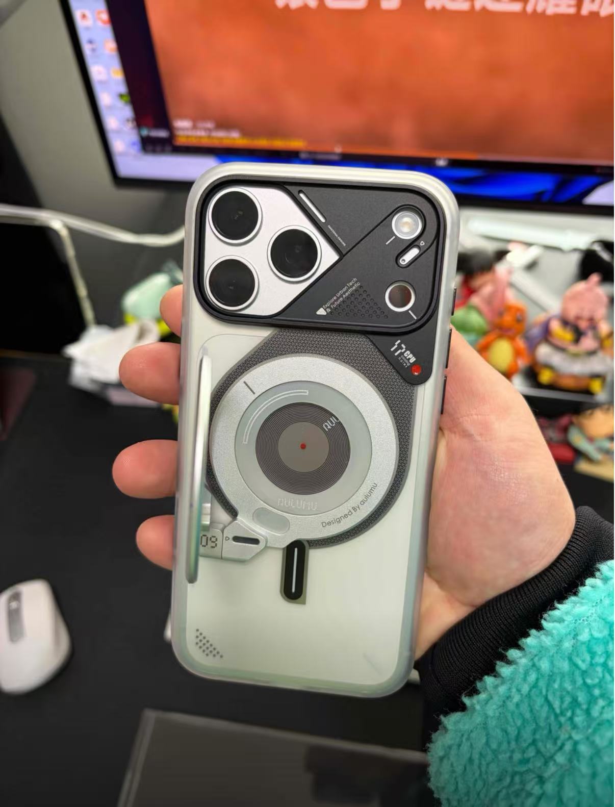 CoolHyper Superconducting Heat Dissipation Magnetic Phone Case