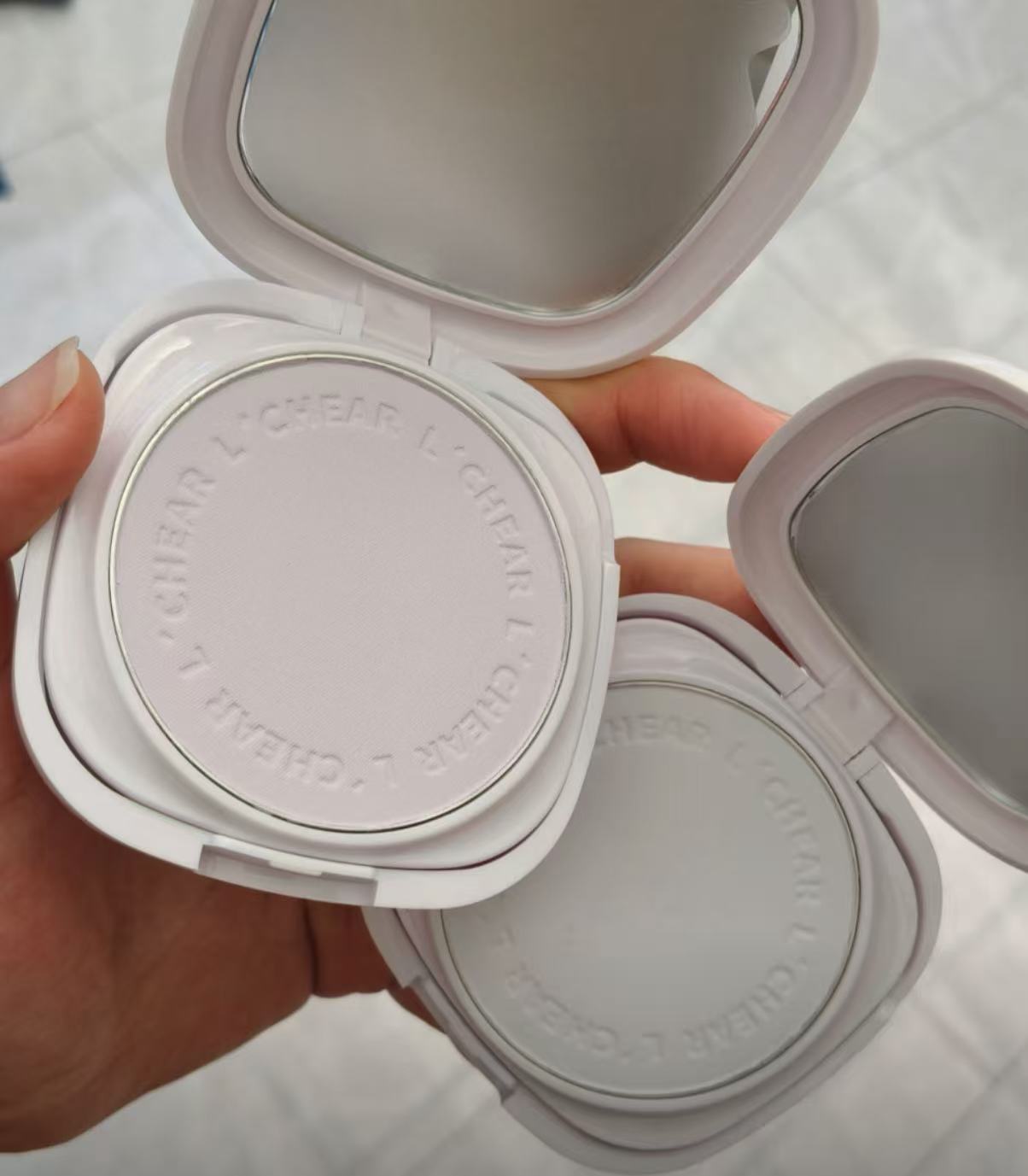 柔霧美白防曬蜜粉餅 SPF25
